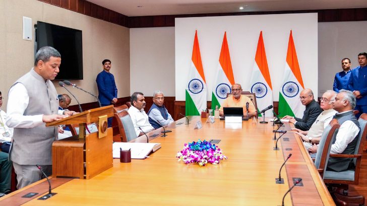 https://www.salarnews.in/public/uploads/images/newsimages/maannewsimage15072026_170906_Mansoor Ali Khan.jpg